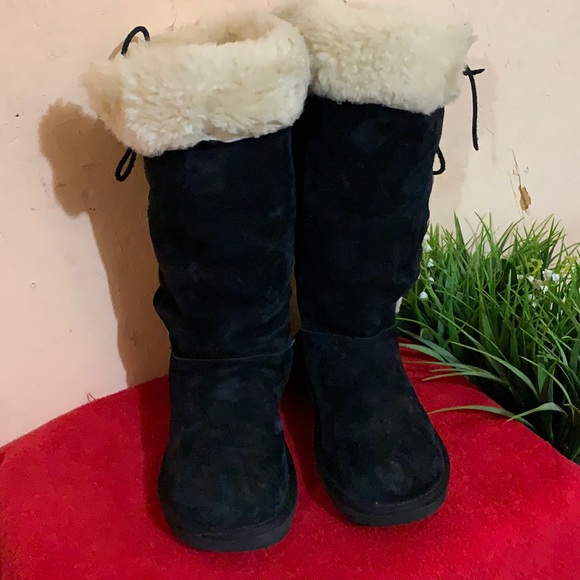 UGG Shoes - BEAUTIFUL UGG BOOTS 🖤🖤